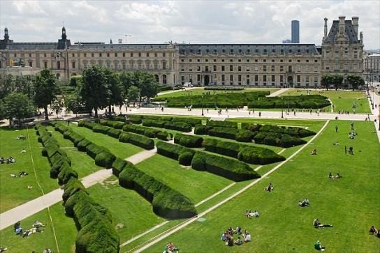 The Most Beautiful Parks and Gardens in Paris for a Nature Break: Jardin des Tuileries, A Historic Oasis