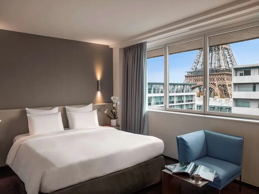 Visiting Paris on a Budget: saving money on accommodation in Paris