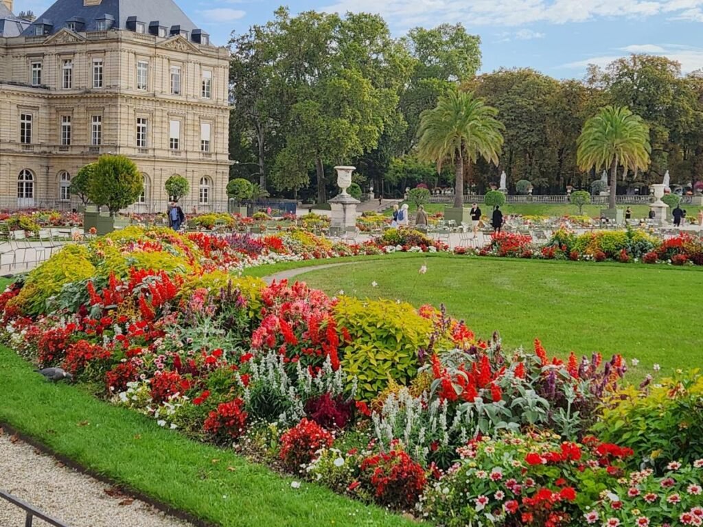 The Most Beautiful Parks and Gardens in Paris for a Nature Break, Luxembourg Gardens: Parisian Elegance