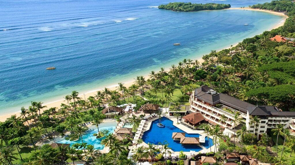 The top 08 Best Beaches in Bali for Sea Lovers: Nusa Dua Beach, A Tranquil Paradise