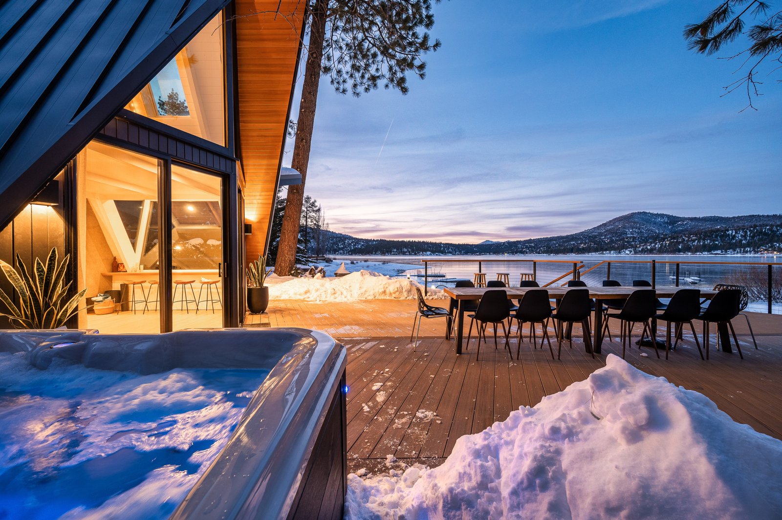 Big Bear Lake, California: Cozy Cabins Near the Lake