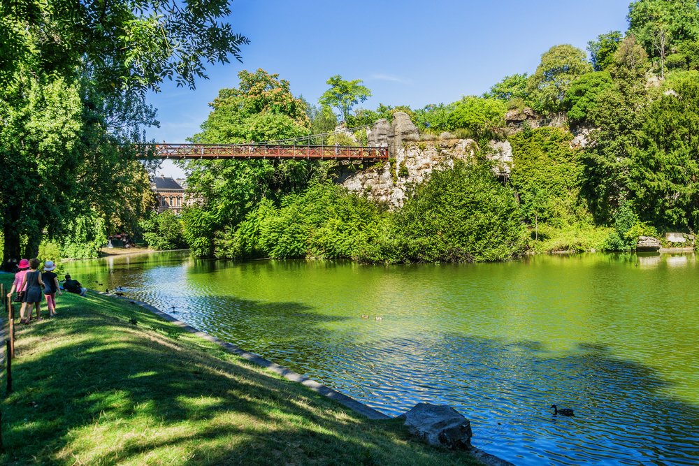 The Most Beautiful Parks and Gardens in Paris for a Nature Break, Parc des Buttes-Chaumont: A Hidden Gem