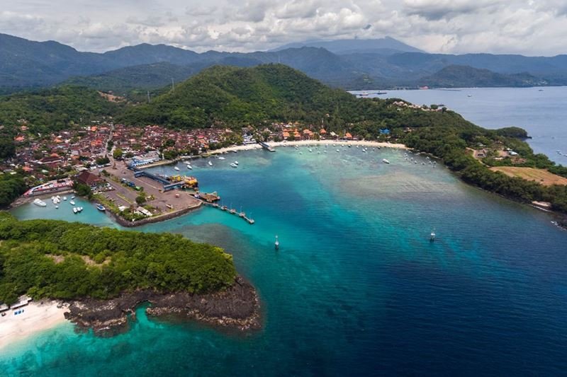 The top 08 Best Beaches in Bali for Sea Lovers: Padang Padang Beachn A Surfer’s Paradise
