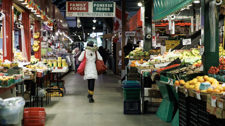 Where to Eat in Paris in 2025: Exploring Local Food Markets in Paris